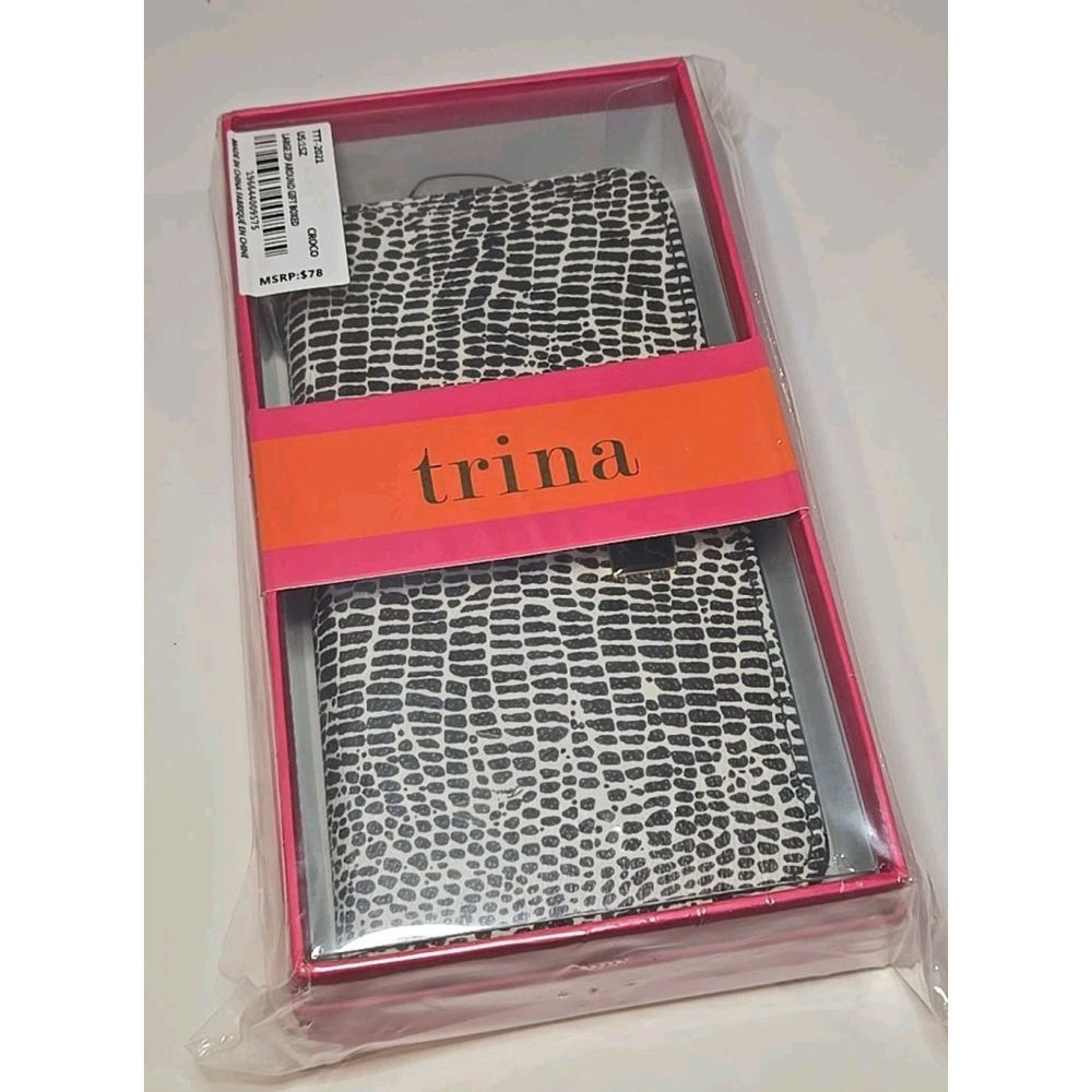 Trina Turk Large Croc Design Zip Around Wallet New-Sealed Black & White (137)